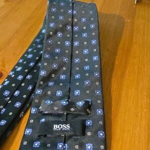 Hugo Boss Men's Black Tie with Blue Floral Pattern